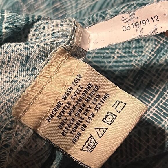 Cooke Street Honolulu Hawaiian Casual Button Down Green Tribal Leaf Shirt XL - Picture 5 of 6